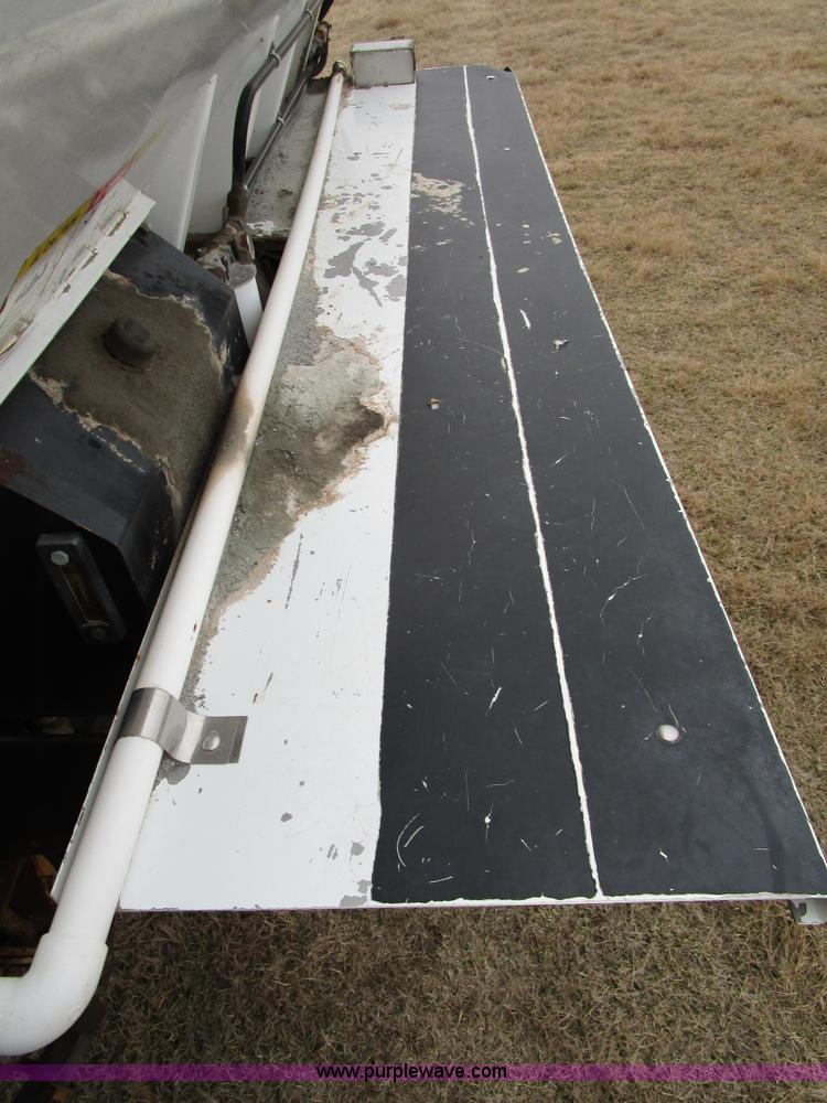 image for item D2285 Ag-Chem TerraGator 1664 applicator