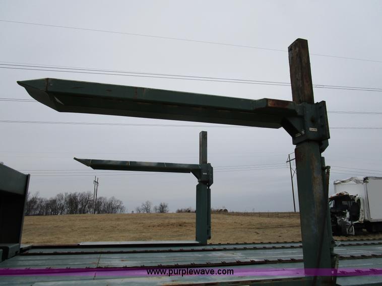 image for item D2286 2012 Hay Hauler gooseneck hay trailer