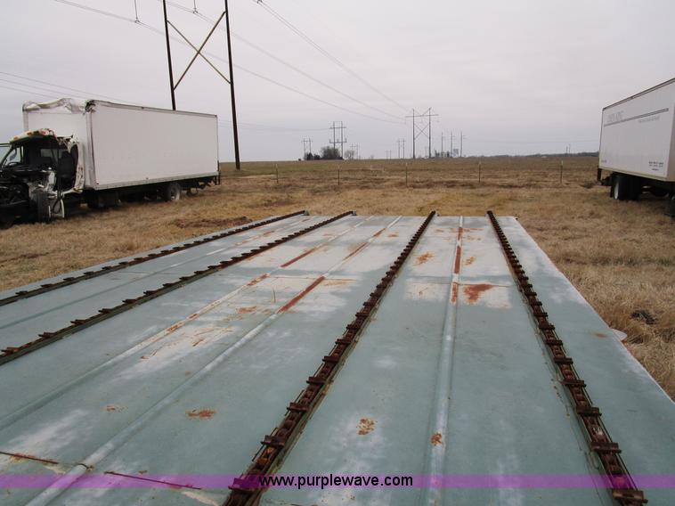 image for item D2286 2012 Hay Hauler gooseneck hay trailer