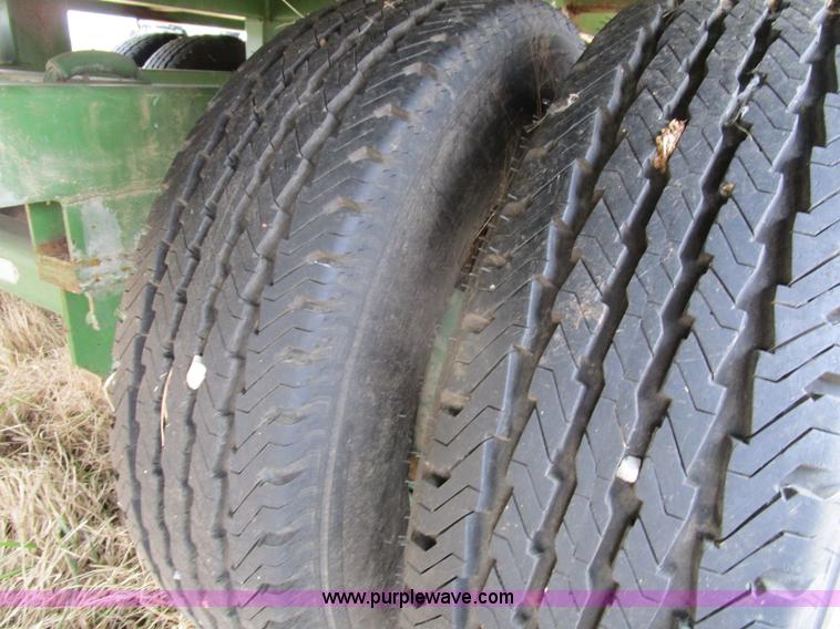 image for item D2286 2012 Hay Hauler gooseneck hay trailer