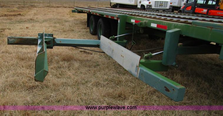 image for item D2286 2012 Hay Hauler gooseneck hay trailer