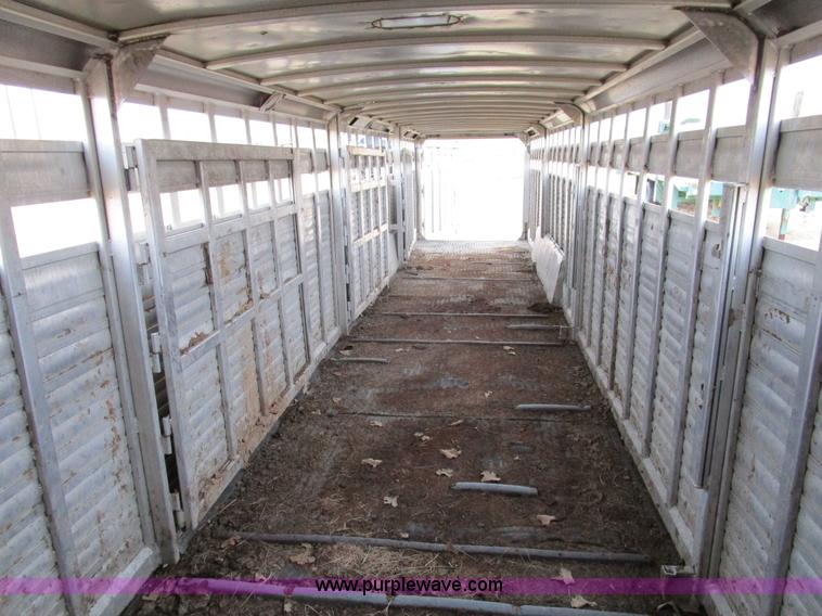 image for item D2287 2000 Bloomer livestock trailer