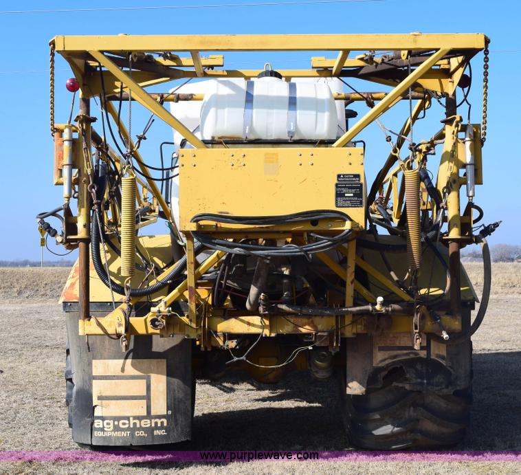 image for item E6144 Ag-Chem TerraGator 1664T self-propelled sprayer