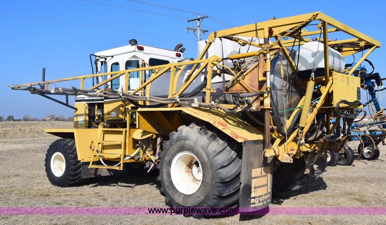 image for item E6144 Ag-Chem TerraGator 1664T self-propelled sprayer