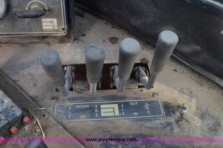 image for item E6144 Ag-Chem TerraGator 1664T self-propelled sprayer