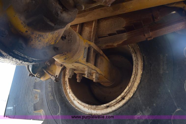 image for item E6144 Ag-Chem TerraGator 1664T self-propelled sprayer