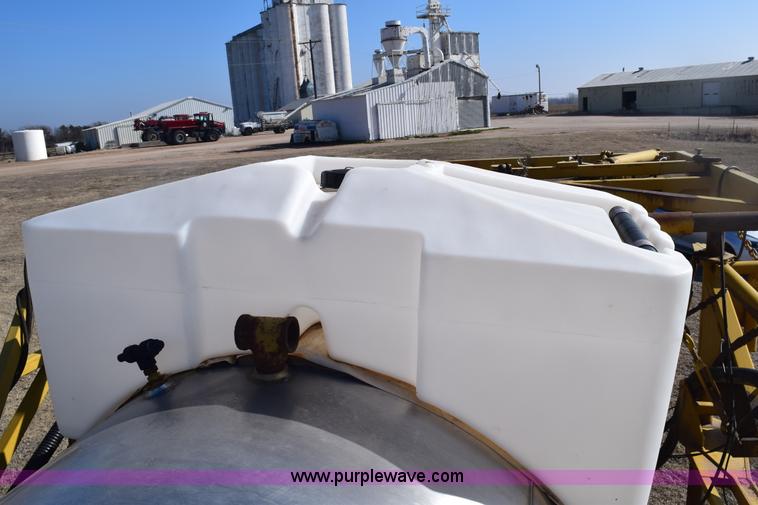 image for item E6144 Ag-Chem TerraGator 1664T self-propelled sprayer