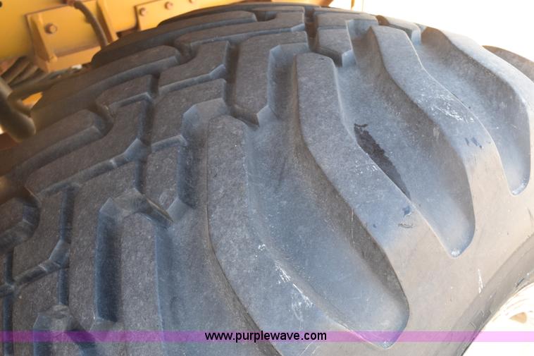 image for item E6144 Ag-Chem TerraGator 1664T self-propelled sprayer