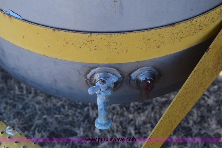 image for item E6144 Ag-Chem TerraGator 1664T self-propelled sprayer