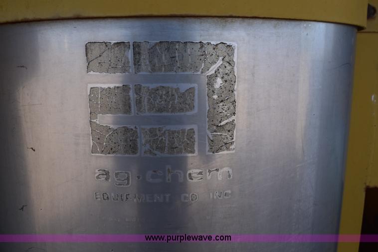 image for item E6144 Ag-Chem TerraGator 1664T self-propelled sprayer