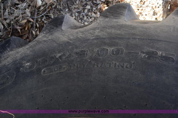 image for item E6149 Ag-Chem TerraGator 1803 self-propelled sprayer