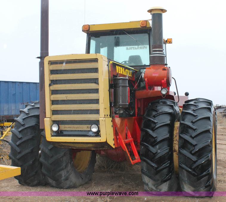 image for item H1633 1979 Versatile 855 4WD tractor