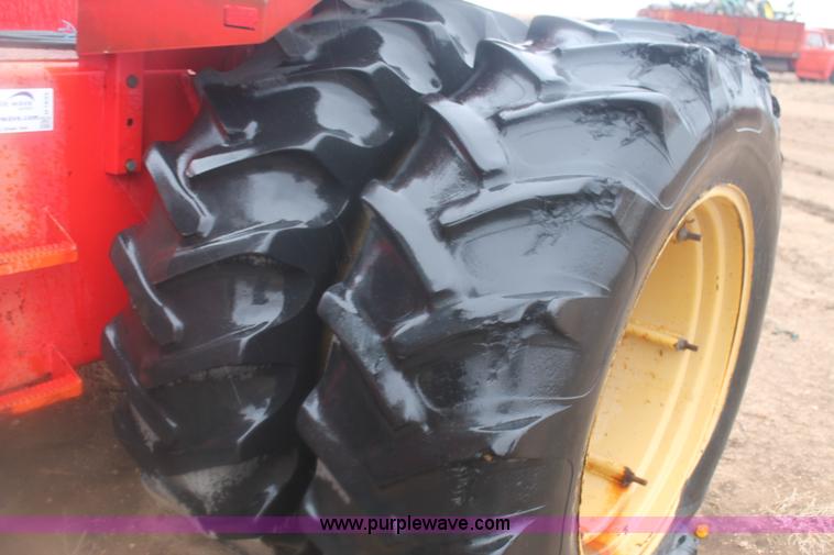 image for item H1633 1979 Versatile 855 4WD tractor