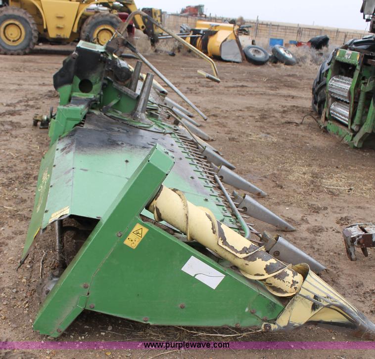 image for item H1636 2006 Krone Easy Collect 7500 corn head