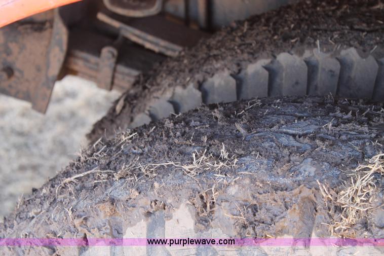 image for item H1650 1979 International fuel truck