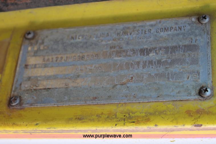 image for item H1650 1979 International fuel truck