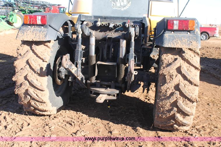 image for item H1670 JCB 185-65 4WD tractor