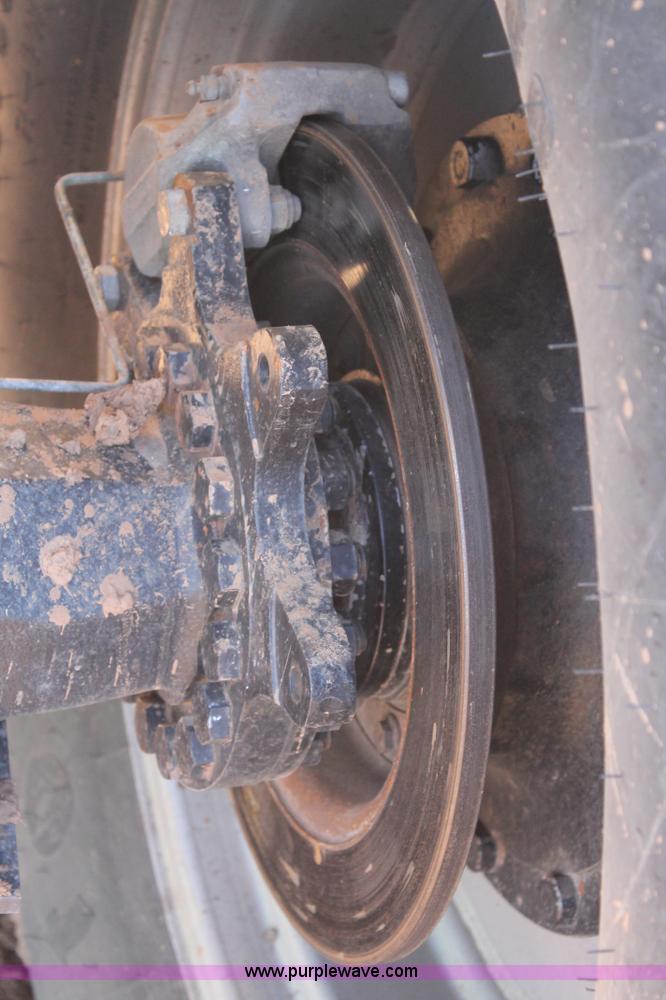 image for item H1670 JCB 185-65 4WD tractor