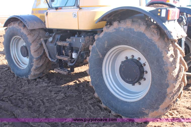 image for item H1670 JCB 185-65 4WD tractor