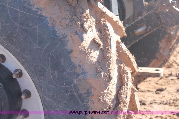 image for item H1670 JCB 185-65 4WD tractor