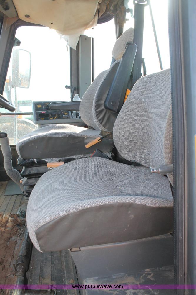 image for item H1670 JCB 185-65 4WD tractor