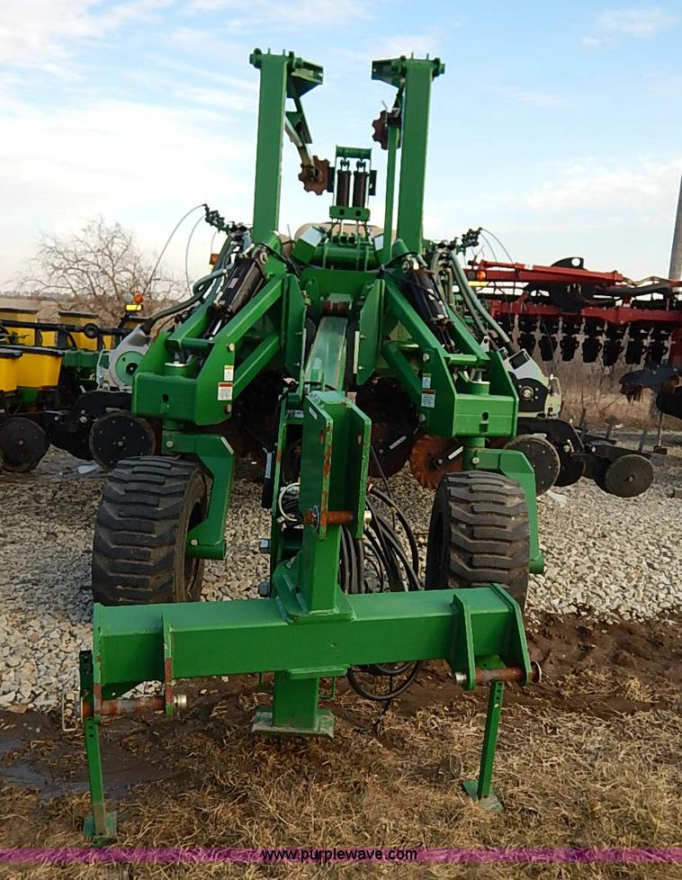 image for item I5084 2008 Great Plains YP1225 planter