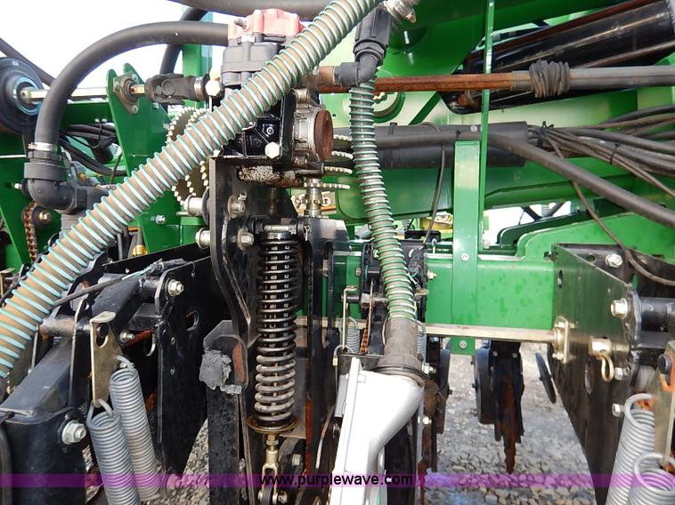 image for item I5084 2008 Great Plains YP1225 planter