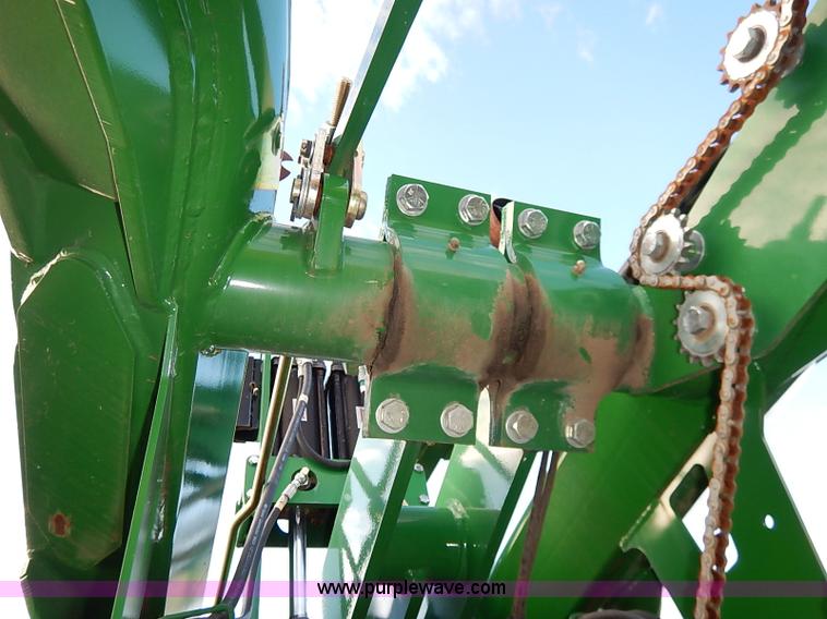 image for item I5084 2008 Great Plains YP1225 planter