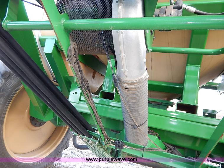 image for item I5084 2008 Great Plains YP1225 planter