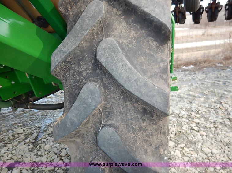 image for item I5084 2008 Great Plains YP1225 planter