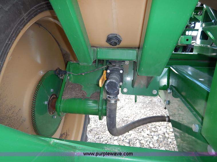 image for item I5084 2008 Great Plains YP1225 planter