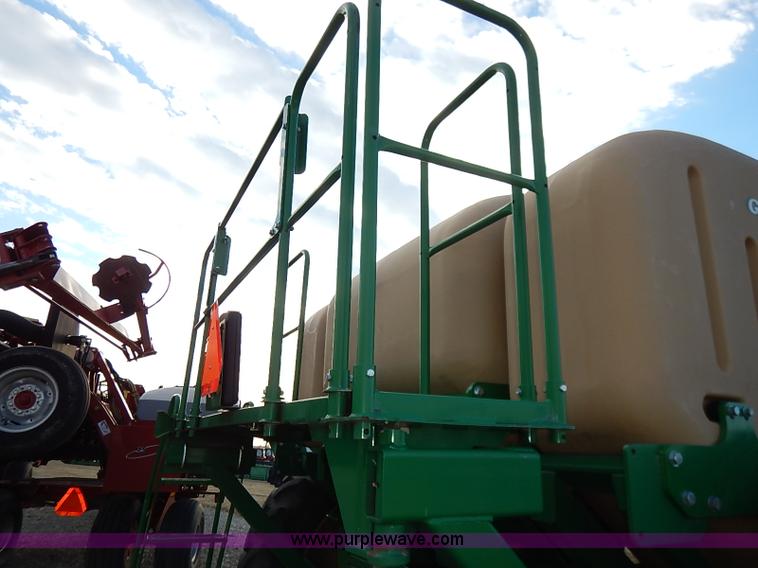 image for item I5084 2008 Great Plains YP1225 planter