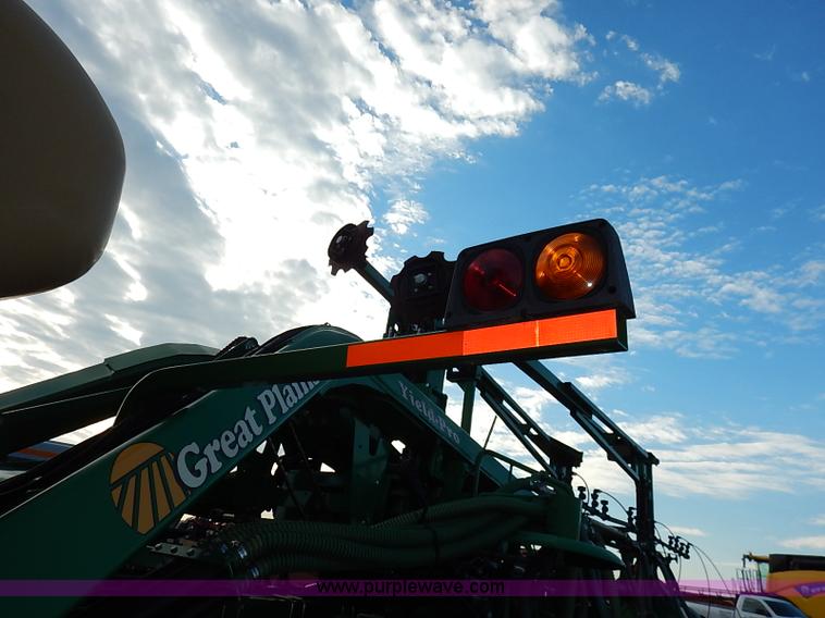 image for item I5084 2008 Great Plains YP1225 planter