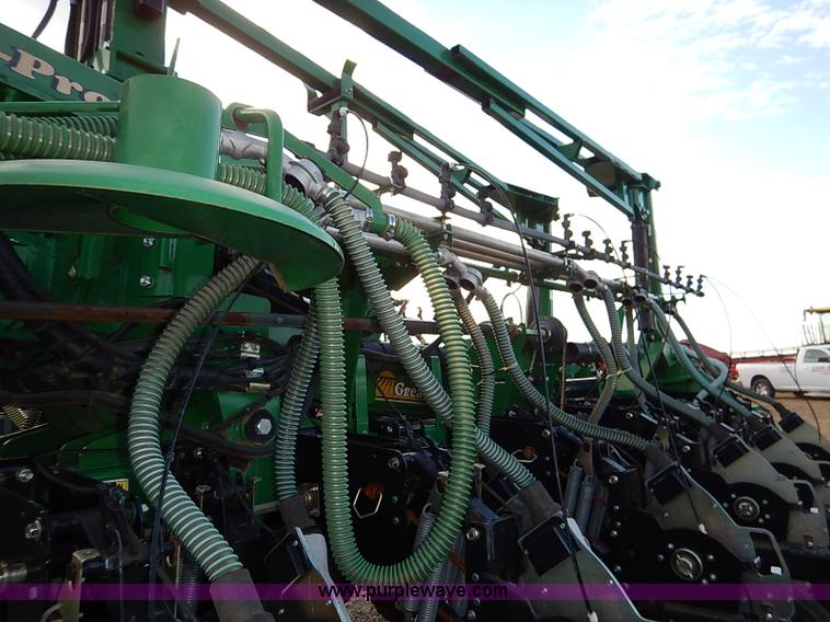 image for item I5084 2008 Great Plains YP1225 planter