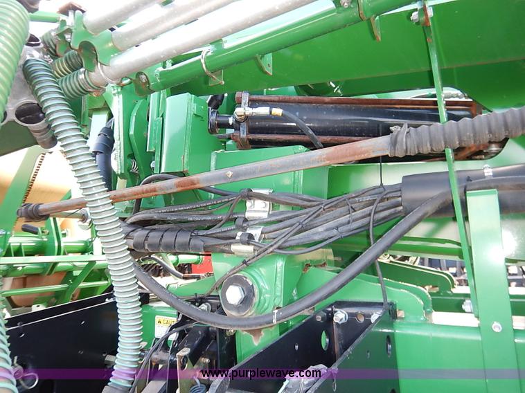 image for item I5084 2008 Great Plains YP1225 planter