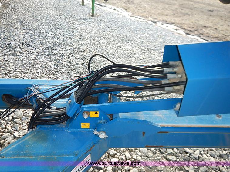 image for item I5085 1999 Kinze 2600 interplant planter