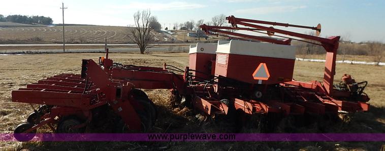 image for item I5086 1994 Case IH 950 planter
