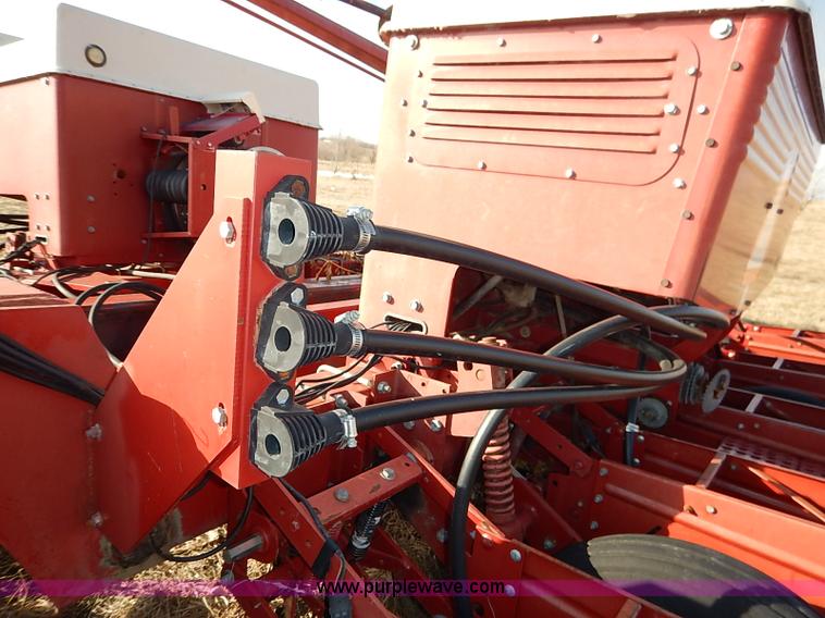 image for item I5086 1994 Case IH 950 planter