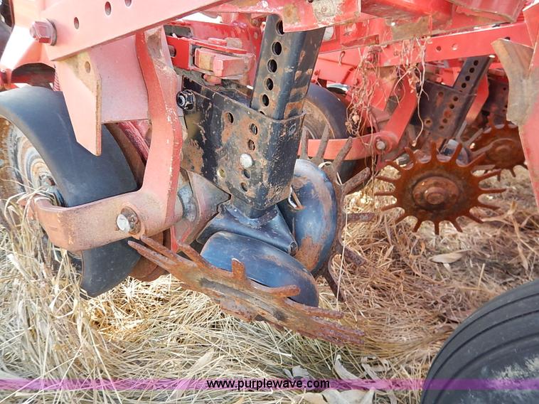 image for item I5086 1994 Case IH 950 planter