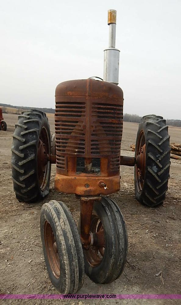 image for item I5146 Farmall M tractor