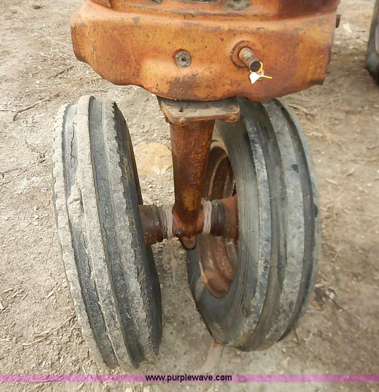 image for item I5146 Farmall M tractor