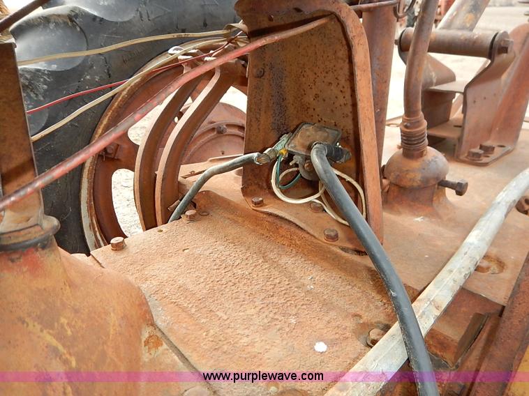 image for item I5146 Farmall M tractor