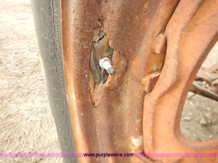 image for item I5146 Farmall M tractor