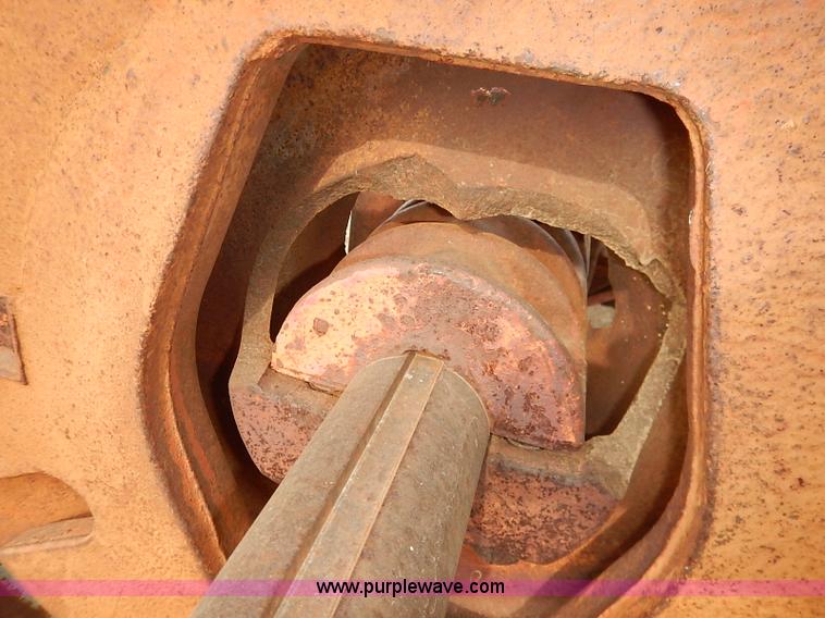 image for item I5146 Farmall M tractor