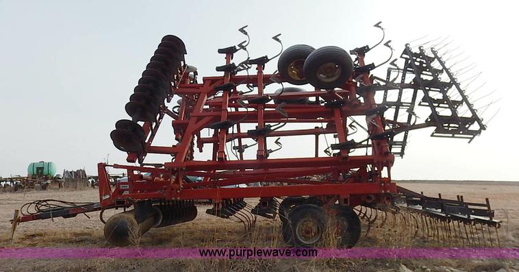 image for item I5150 Case IH 4200 soil finisher