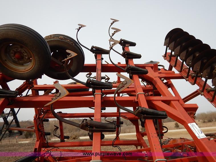 image for item I5150 Case IH 4200 soil finisher