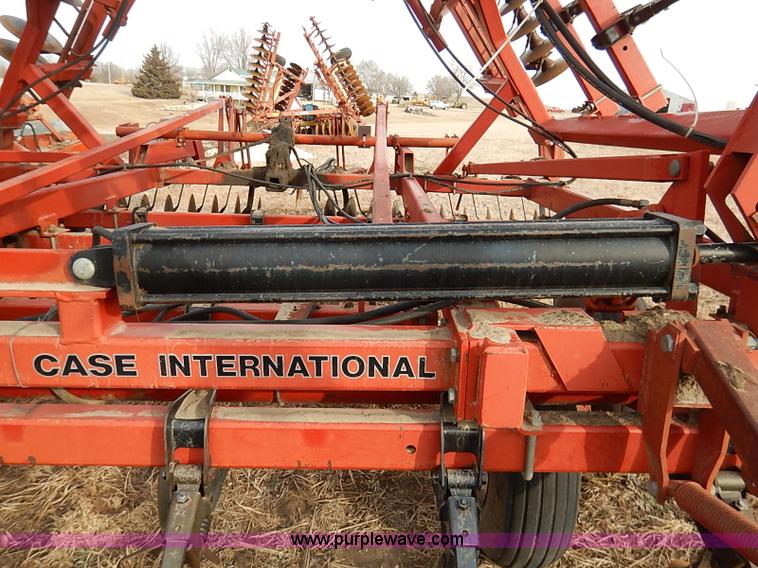 image for item I5150 Case IH 4200 soil finisher