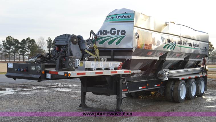 image for item I6865 2013 Magnolia M-3 tender trailer