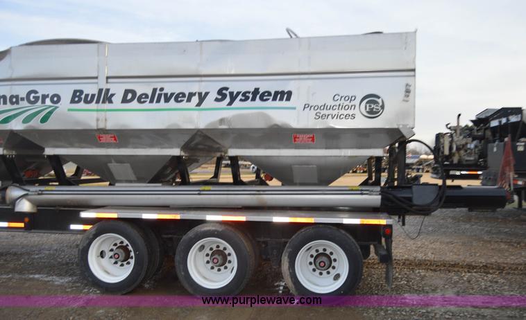 image for item I6865 2013 Magnolia M-3 tender trailer