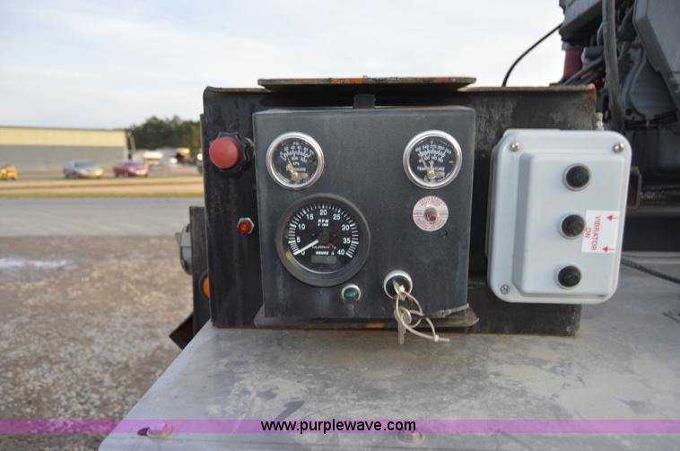 image for item I6865 2013 Magnolia M-3 tender trailer